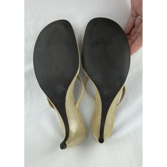 Donald J. Pliner Gold Sandals! Gorgeous. 10. - Picture 11 of 13